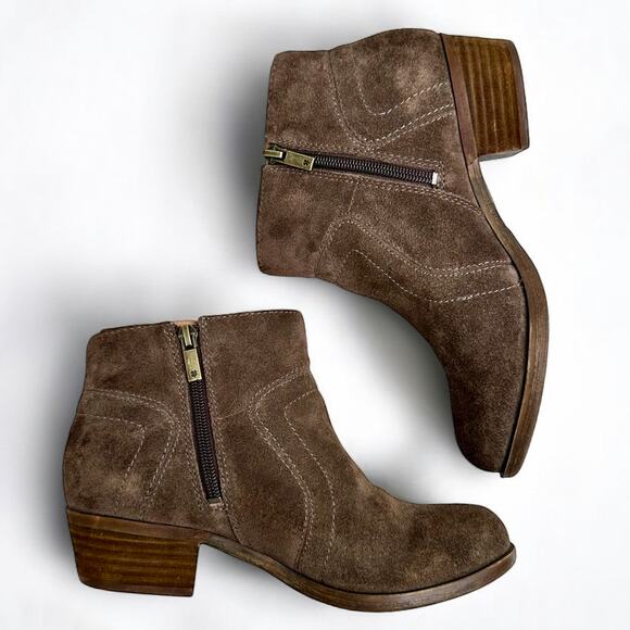 Lucky Brand Brolley Suede Genuine Leather Western Ankle Boots Booties 7 W Wide - Picture 5 of 11